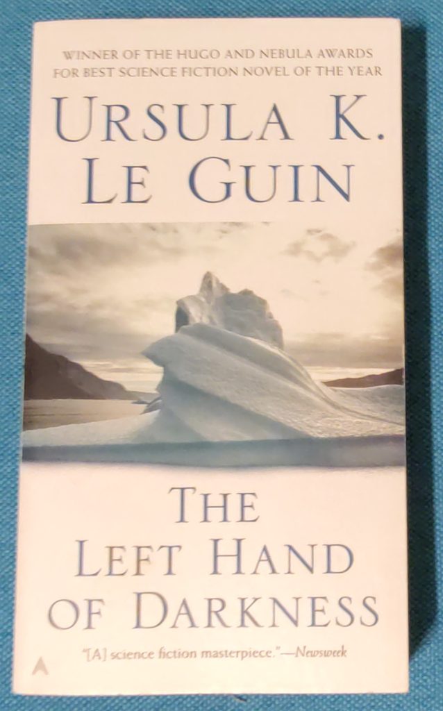 Boek Ursula K.Le Guin - The Left Hand of Darkness 

#DeZinVanHetBoek:
'Progress is less important than presence.'